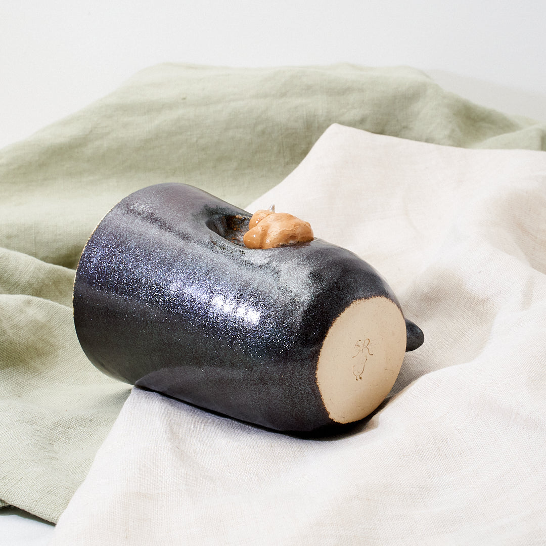 Buff Silkie mug - black sparkle