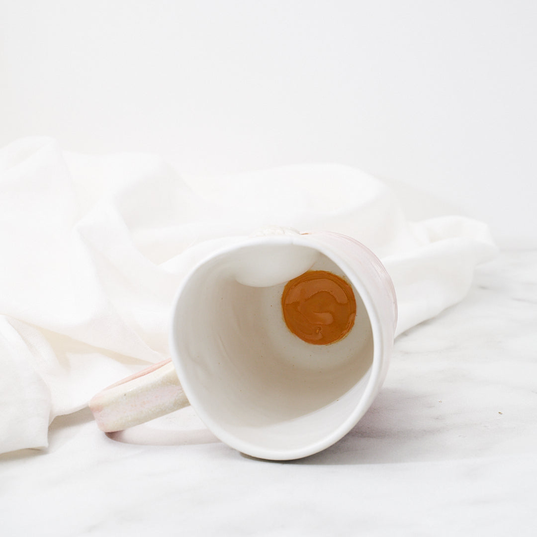 Wheaten Marans mug, blush glaze