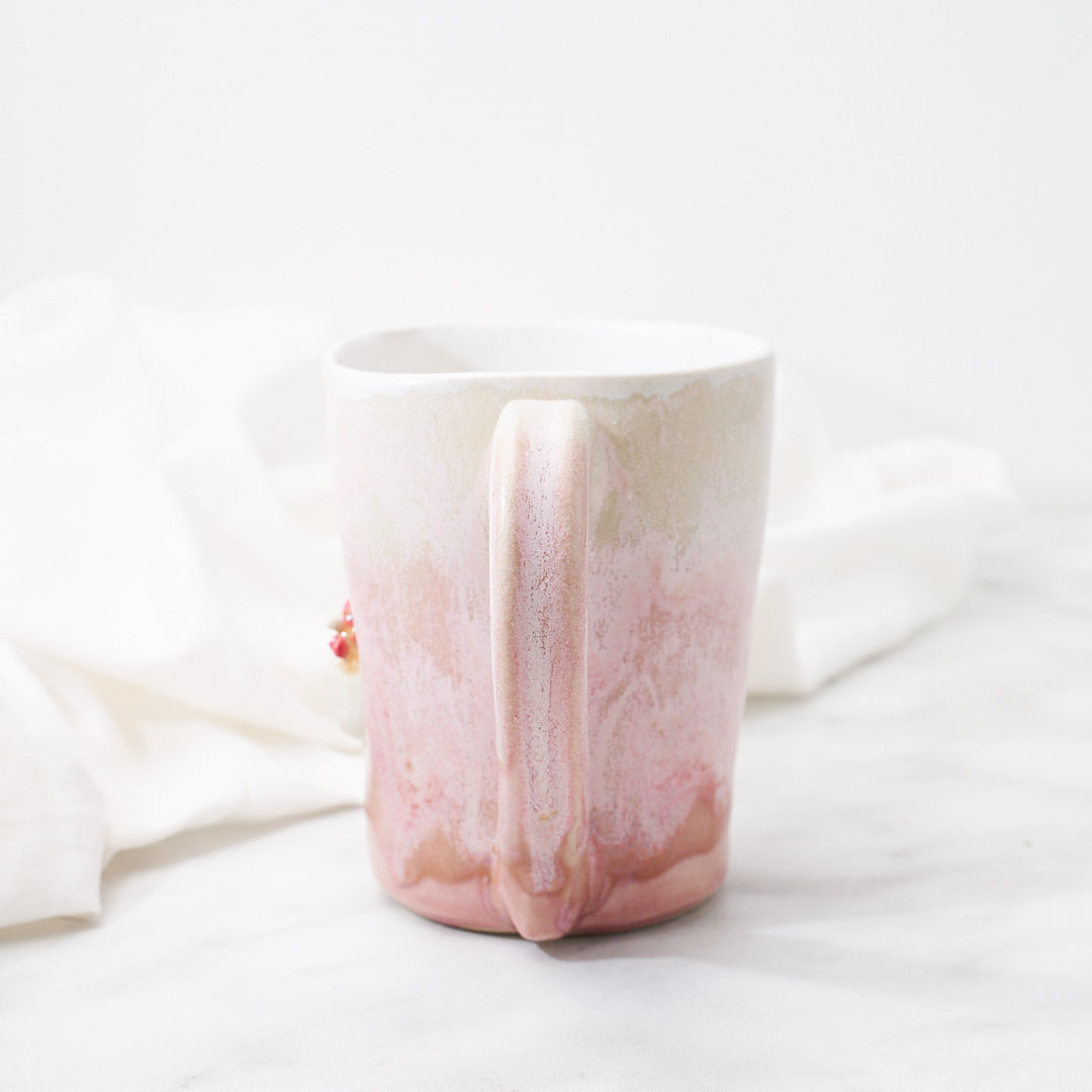 Wheaten Marans mug, blush glaze