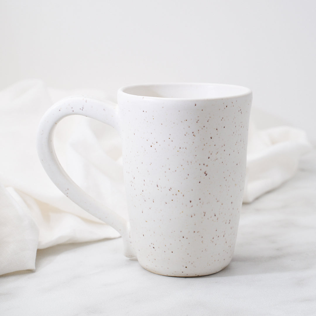 Australorp mug, soft speckled white